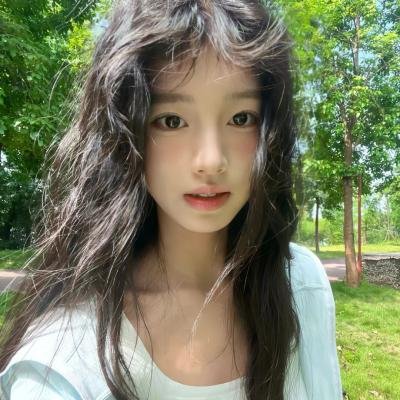 私语时刻封面